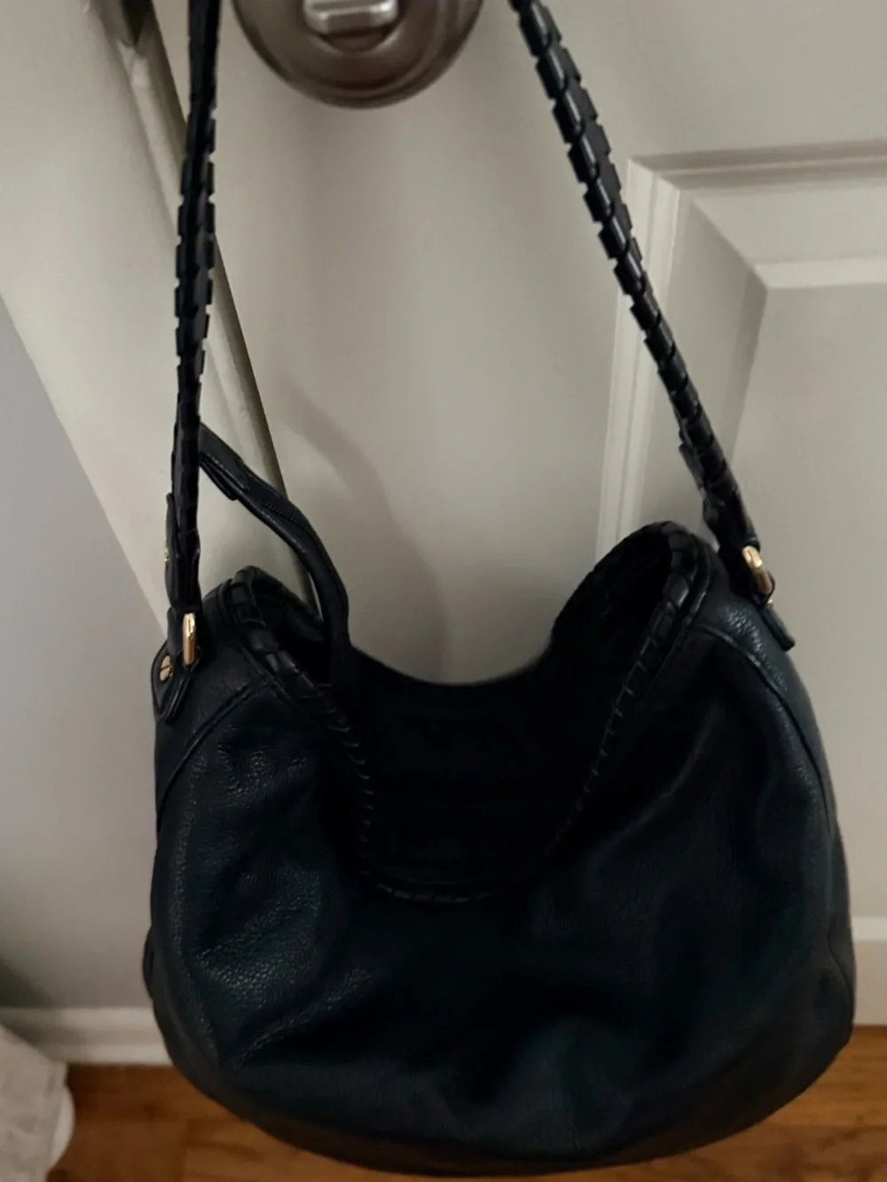 Michael Kors Black Pebbled Leather Hobo with Gold Logo Charm and Tassel EUC - Picture 2 of 6